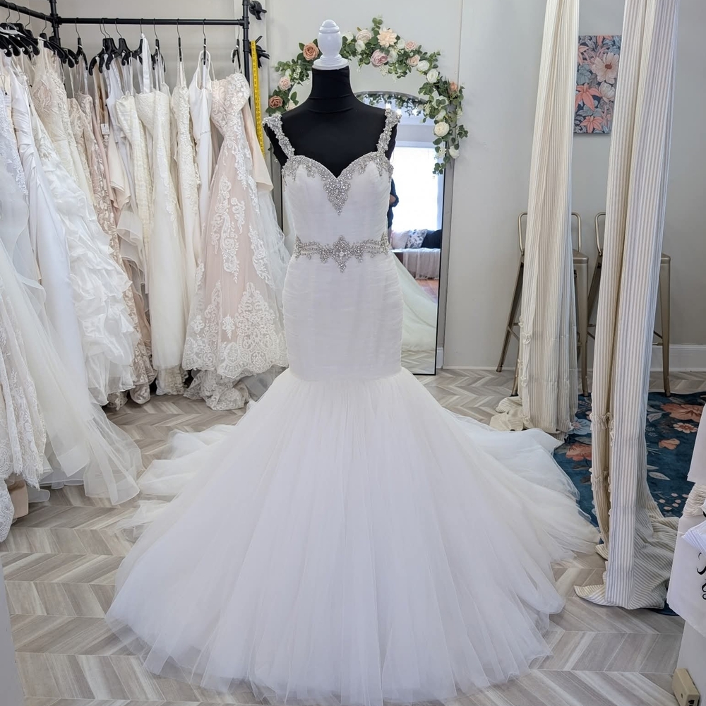 Allure Bridals White Mermaid Tulle Wedding Gown with Beaded Accents